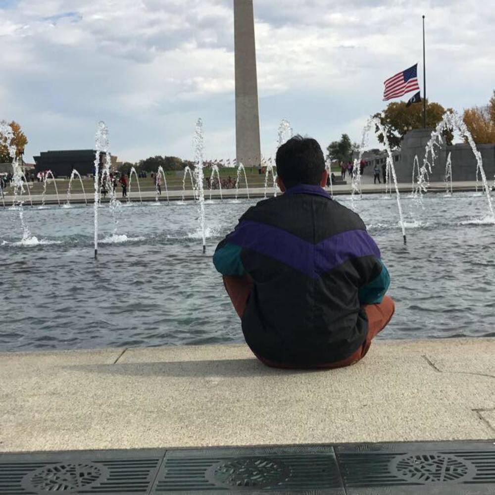 Meet your Posher, Louis